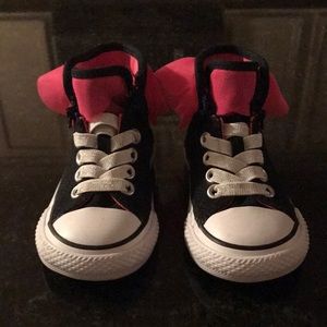 Toddler size 6 converse All Star